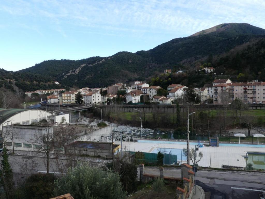 Bel Appartement Type F3 Amélie-les-Bains-Palalda Екстериор снимка
